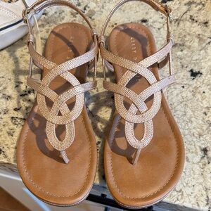Kelly & Katie paisly sandal rose gold metallic